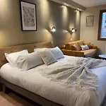 Hotell Cit'hotel Le Welcome 3*